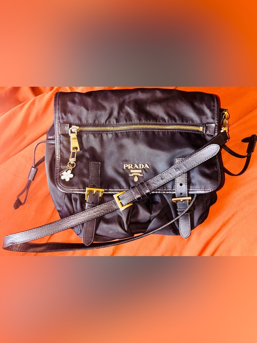 Authentic Vintage Prada Tessuto
Nylon Messenger Bag Y2K
Crossbody Black - Picture 10 of 10